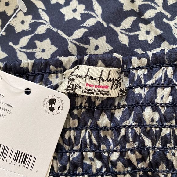 New Free People On Our Radar Slip Dress in Navy Size Medium - Picture 9 of 11